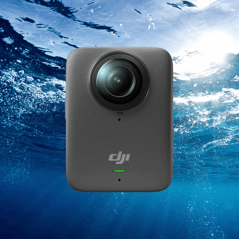 DJI Osmo 360 在水下展示，预告即将推出的防水外壳专为沉浸式 360 度海洋镜头而设计。